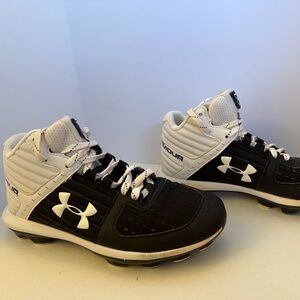 Boys/Men’s Under Armour Baseball Cleats – Size 6.5